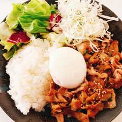 รูปของ 余った蒲焼きのタレで〜ワンプレートごはん