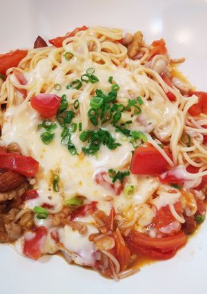 糖質0麺でトマトきのこナッツのパスタ風-レシピのメイン写真