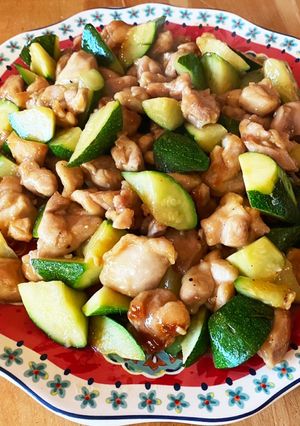 鶏もも肉とズッキーニの醤油炒め-レシピのメイン写真