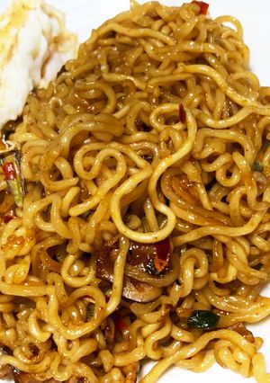 【お手軽】辛ラーメンで辛旨焼きそば-レシピのメイン写真
