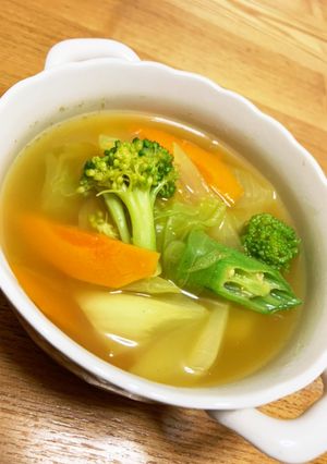 余り野菜消費☆カレー香るナンプラースープ-レシピのメイン写真