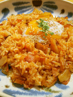 キムタクご飯◎沢庵にキムチ炒飯とベーコン-レシピのメイン写真
