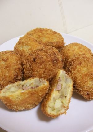 ホックホク♪豚肉入りのポテトコロッケ-レシピのメイン写真