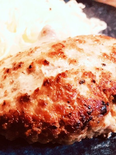 豚挽肉だからこそジューシーハンバーグ-レシピのメイン写真