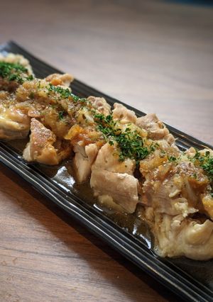 チキンステーキのシャリアピンソースがけ-レシピのメイン写真