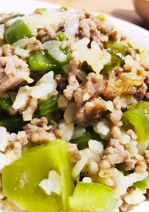 【王道】ピーマンと牛ひき肉のチャーハン-レシピのメイン写真