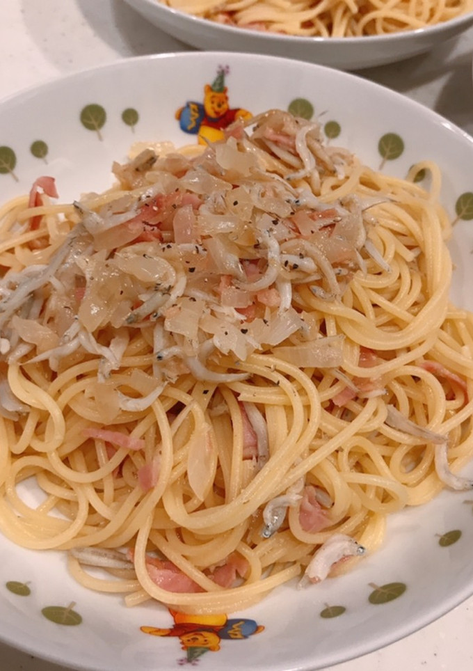 ベーコンとしらすと玉ねぎの、和風パスタ-レシピのメイン写真