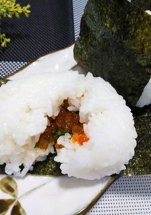 いくらと大葉のおにぎり-レシピのメイン写真