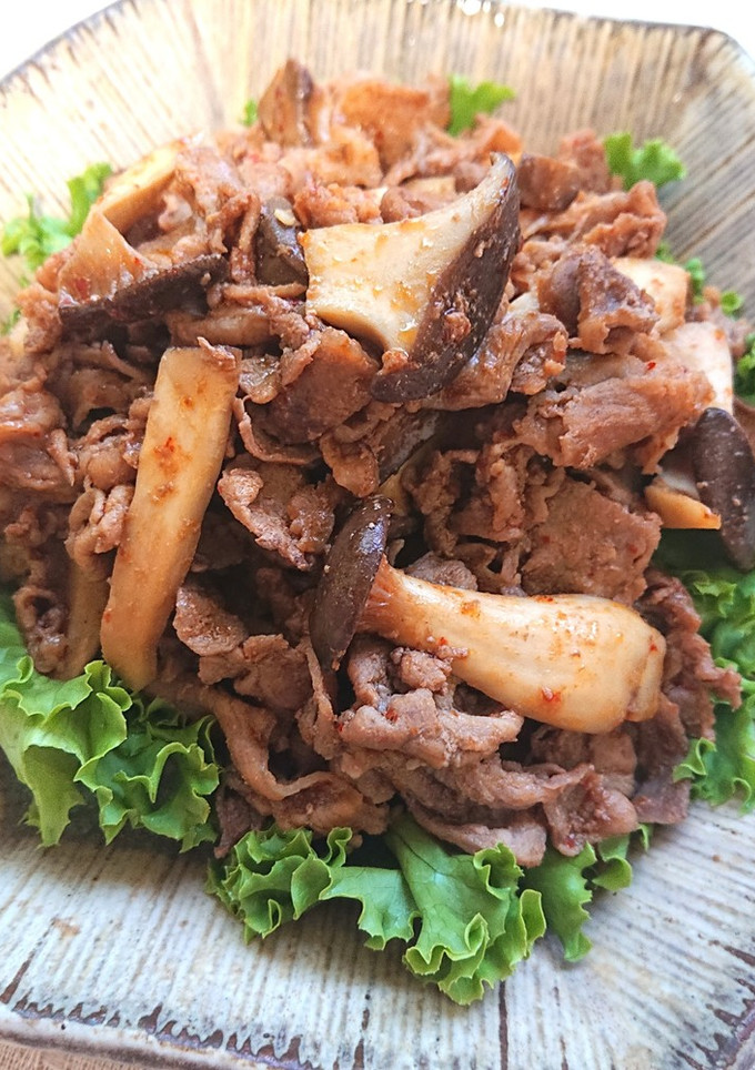 豚肉とエリンギの旨ピリ辛炒め（豚こま肉）-レシピのメイン写真