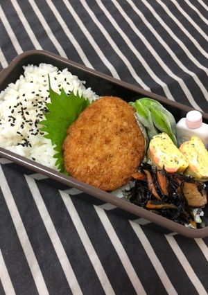男子高校生弁当★51 コロッケ弁当-レシピのメイン写真