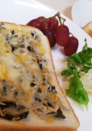 高菜の油炒めとちりめんのトースト-レシピのメイン写真