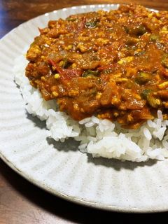 オクラとトマトの無水キーマカレー-レシピのメイン写真