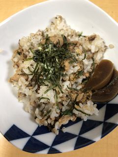 サバと梅干しの混ぜご飯-レシピのメイン写真
