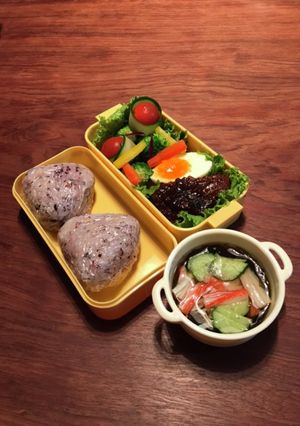 お弁当・・・134ゆかり入り雑穀ごはん-レシピのメイン写真