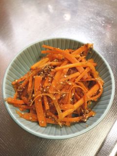 にんじんのおかか胡麻和え-レシピのメイン写真