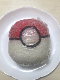 モンスターボールおにぎり-レシピのメイン写真