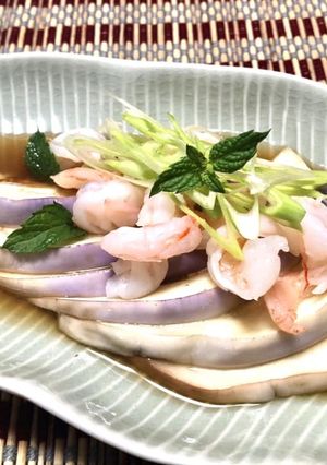 ローザビアンカと海老のタイ風サラダ-レシピのメイン写真