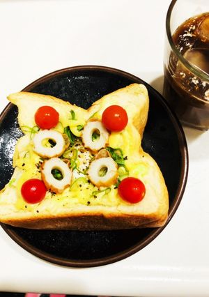 温泉卵入りチクワのせマヨチーズトースト-レシピのメイン写真