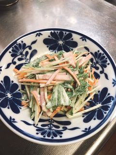 水菜とにんじんとハムのマヨサラダ-レシピのメイン写真