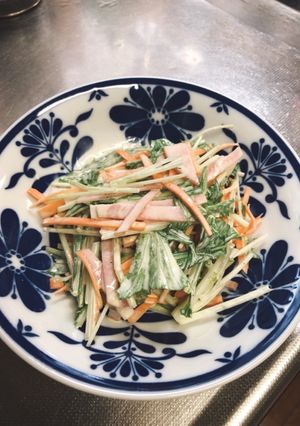 水菜とにんじんとハムのマヨサラダ-レシピのメイン写真