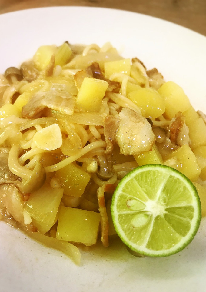 じゃが芋とベーコンの和風パスタすだち添え-レシピのメイン写真