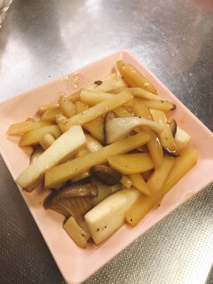 じゃがいもとエリンギのバター醤油炒め-レシピのメイン写真