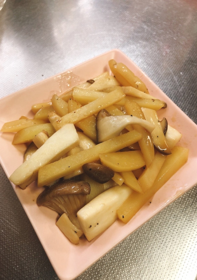 じゃがいもとエリンギのバター醤油炒め-レシピのメイン写真