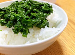 ご飯にぴったり！モロヘイヤの茹で方-レシピのメイン写真