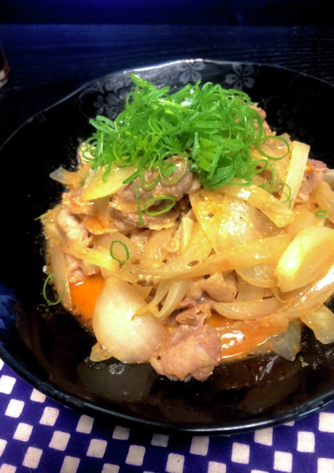 クミン香る豚肉と玉ねぎのヨーグルト炒め-レシピのメイン写真