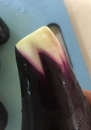 【簡単！栄養逃さない】茄子のガクの切り方-レシピのメイン写真