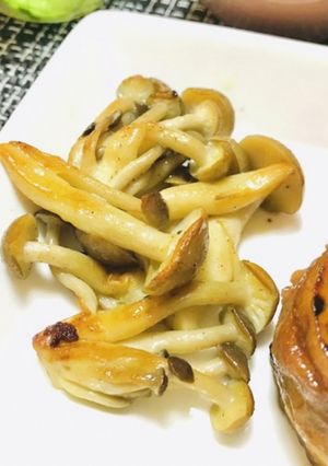 しめじのバター炒め・きのこの副菜-レシピのメイン写真