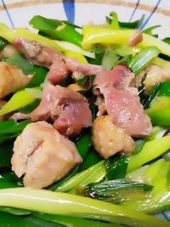 九条ねぎとやきとり缶で炒め物(塩味)-レシピのメイン写真