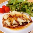 ポークソテーにマッシュポテトON!