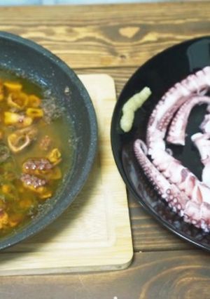 タコのアヒージョと茹で蛸の刺身-レシピのメイン写真