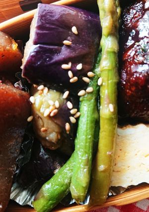 お弁当★業スーなすとアスパラのピリ辛冷菜-レシピのメイン写真