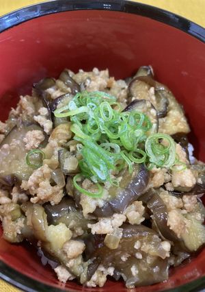 なすのそぼろ丼【JA福岡市】-レシピのメイン写真
