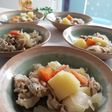 煮込むだけ簡単!肉じゃが