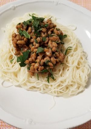 納豆と梅のヘルシーそうめん-レシピのメイン写真