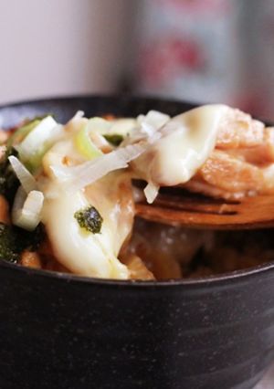 たっぷりチーズが美味♡チーズタッカルビ丼-レシピのメイン写真