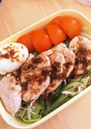 ボリューム満点☆よだれ鶏の夏野菜サラダ-レシピのメイン写真