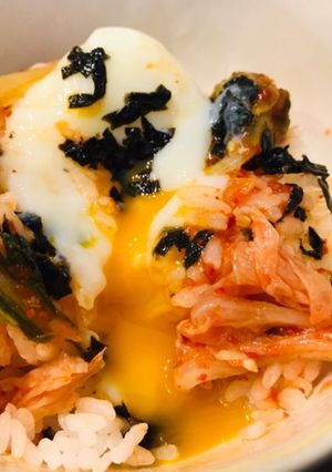 1人ランチに♡市販の温泉卵で簡単キムチ丼-レシピのメイン写真