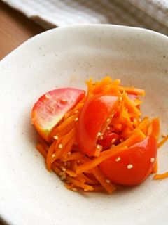 プチトマトと人参の胡麻和え♪-レシピのメイン写真