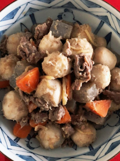 里いもと牛肉のころころ煮-レシピのメイン写真