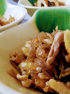 豚肉と糸こんにゃくとちくわの炒め煮-レシピのメイン写真