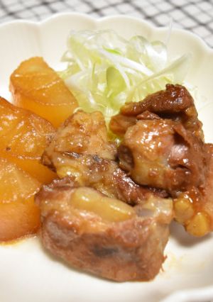 甘さ控えめ豚バラ軟骨と大根の煮物-レシピのメイン写真