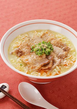 ガッツリ豚のせ塩らーめん-レシピのメイン写真
