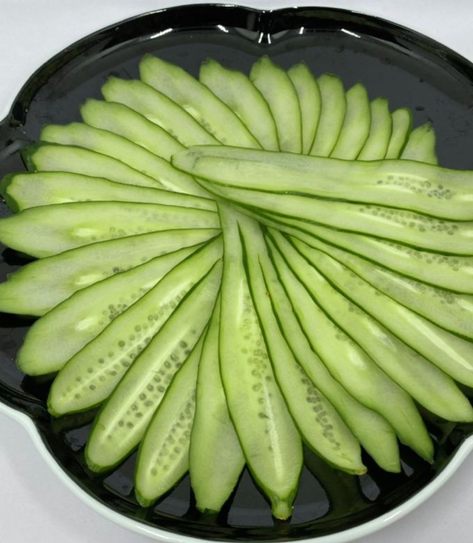 きゅうり一本！スライサーで美しい盛り方！ by かまぼこママ