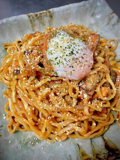 賄い!温玉乗せ!沖縄ナポリタン風焼きそば-レシピのメイン写真