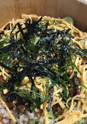 夏バテ防止！簡単きゅうりと鰻のちらし寿司-レシピのメイン写真