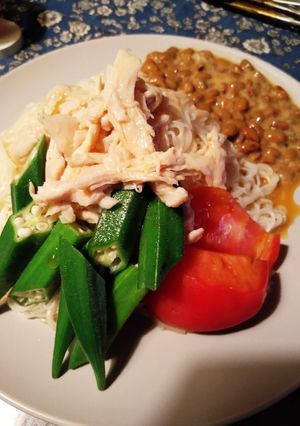 サラダチキンと納豆のぶっかけそうめん-レシピのメイン写真